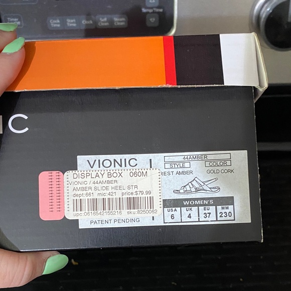 Vionic Cork Patterned Sandals - Picture 4 of 4